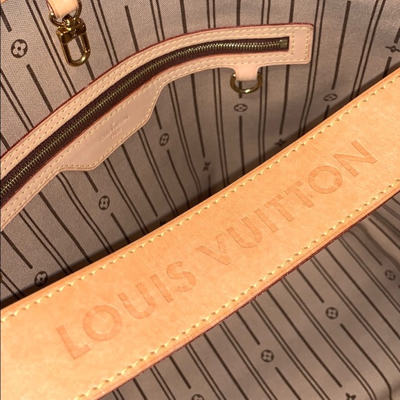 SOLD - Picture 7 of 8